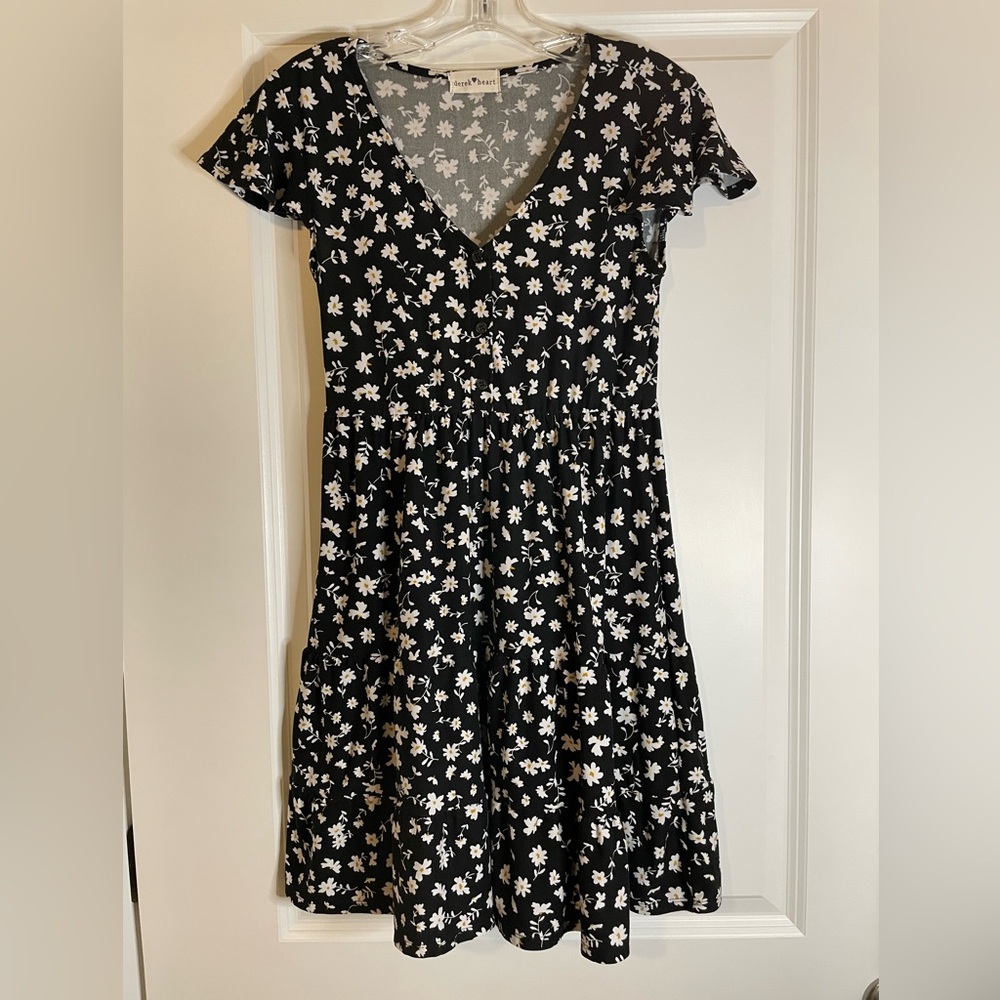 Derek Heart black with white flowers dress size S